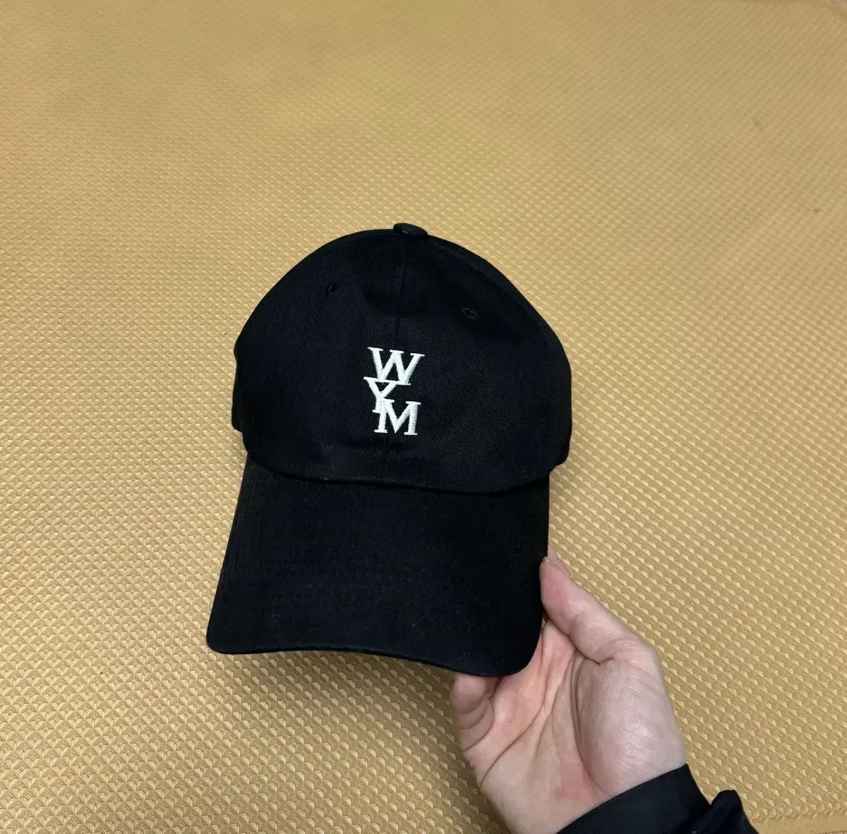 우영미 wym 캡 볼캡